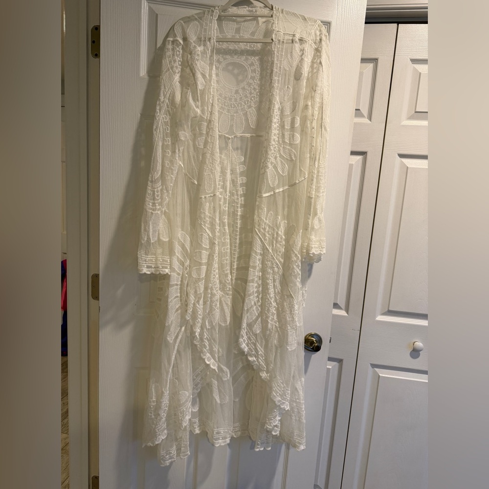 White Lace Duster Jacket - Women's Lightweight Cover-Up - CUPSHE size L
